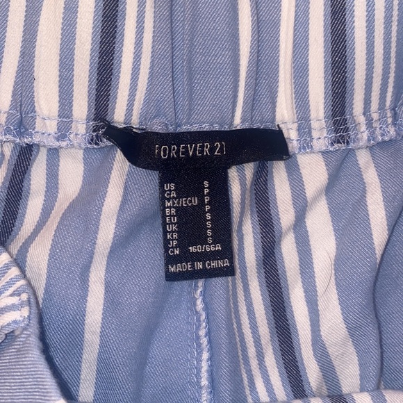 Forever 21 Elastic Striped Shorts - Picture 2 of 4